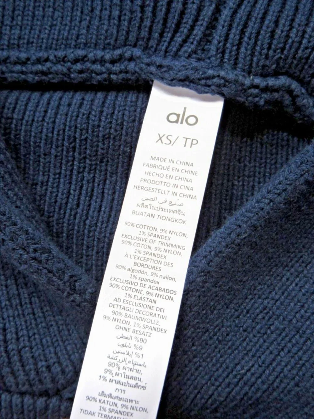 NWT Alo Unisex Scholar Hooded Sweater in Navy Blue Heavyweight Oversized Knit XS